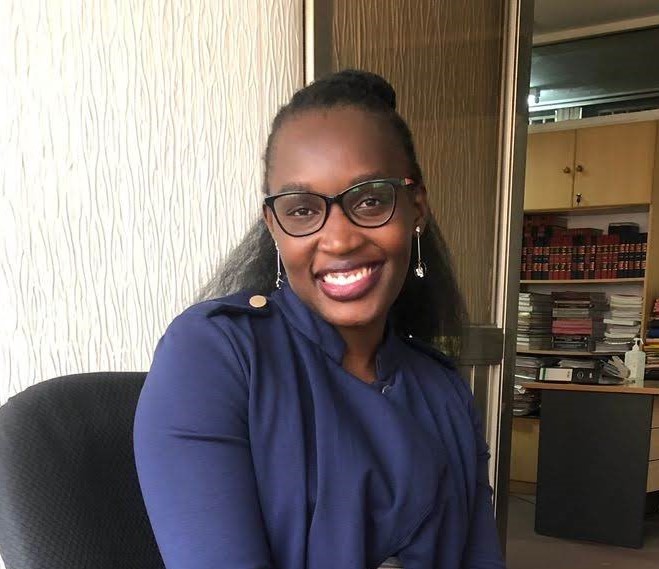 Eva Akurut